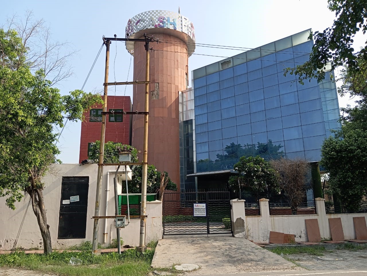 noida office image